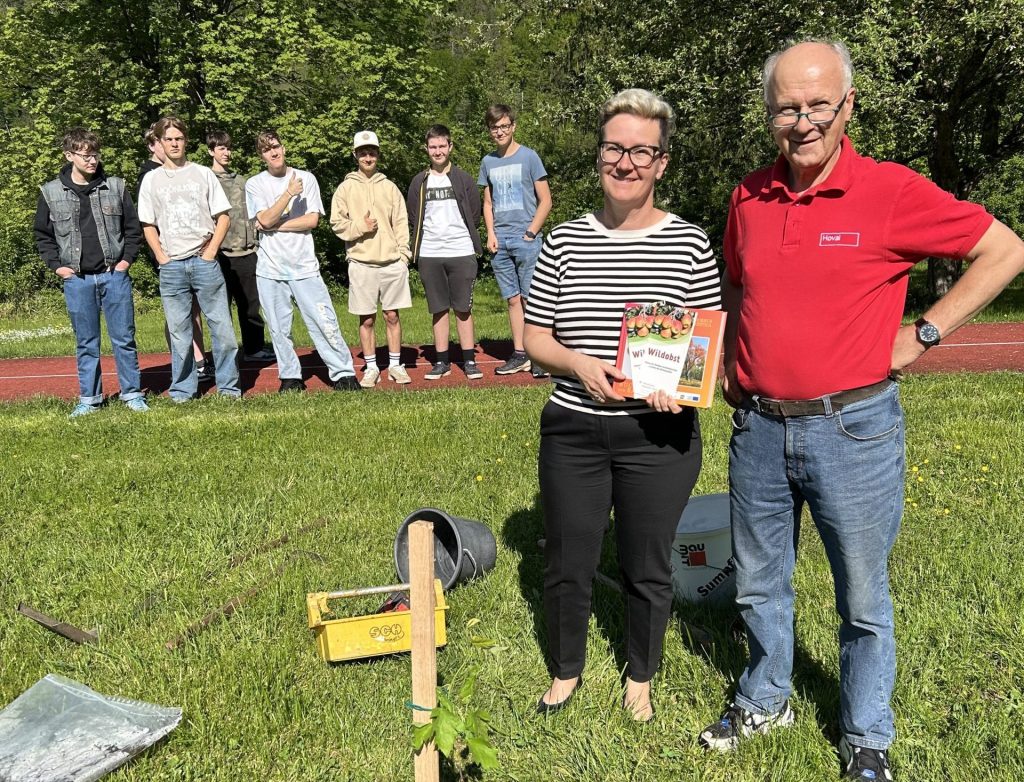 Stefan Weißensteiner, Speierling, Pflanzung, Schulhof, Eva Aigner